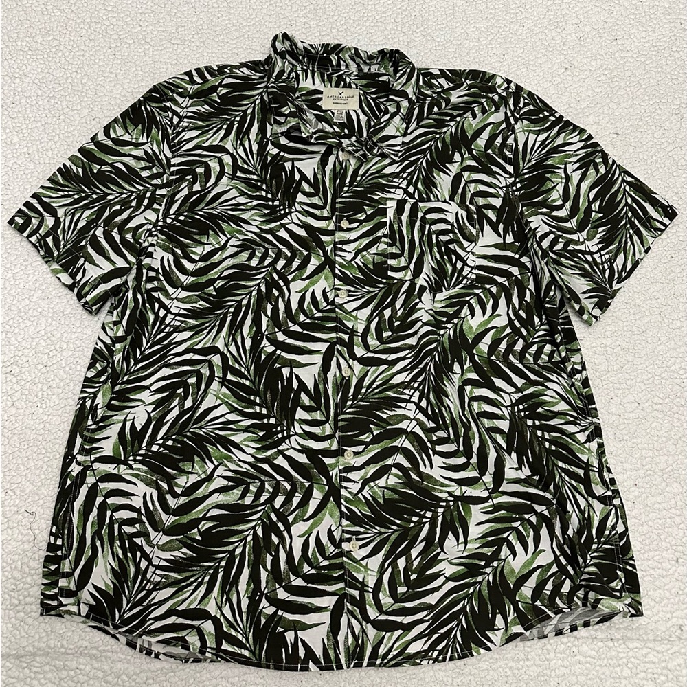 American Eagle XXXL Short-Sleeve Button-Down